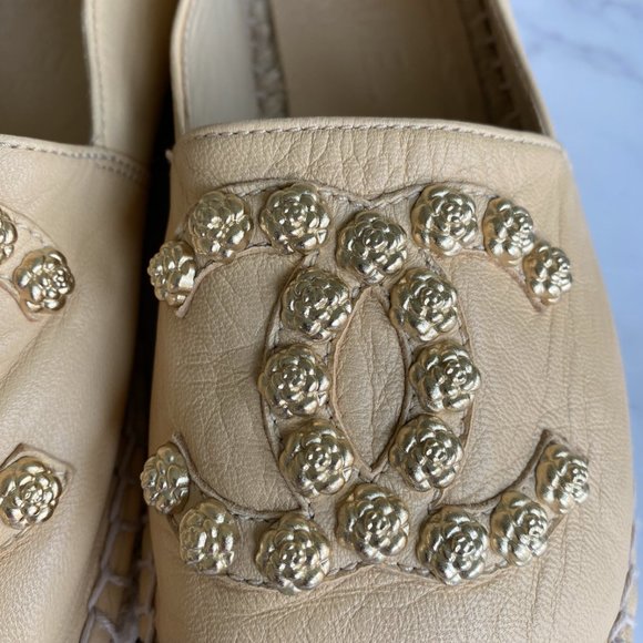 CHANEL Lambskin Camellia Studded Espadrilles EU 37 - Picture 4 of 12